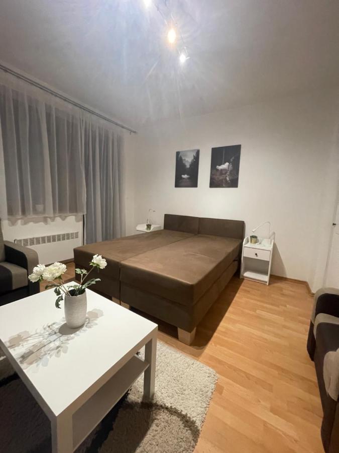Studio 101 Fatrapark 1 Ruzomberok Eksteriør billede